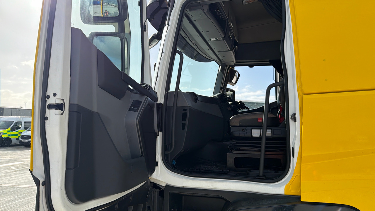 Dragbil RENAULT T RANGE: bild 10 Dragbil RENAULT T RANGE: bild 10