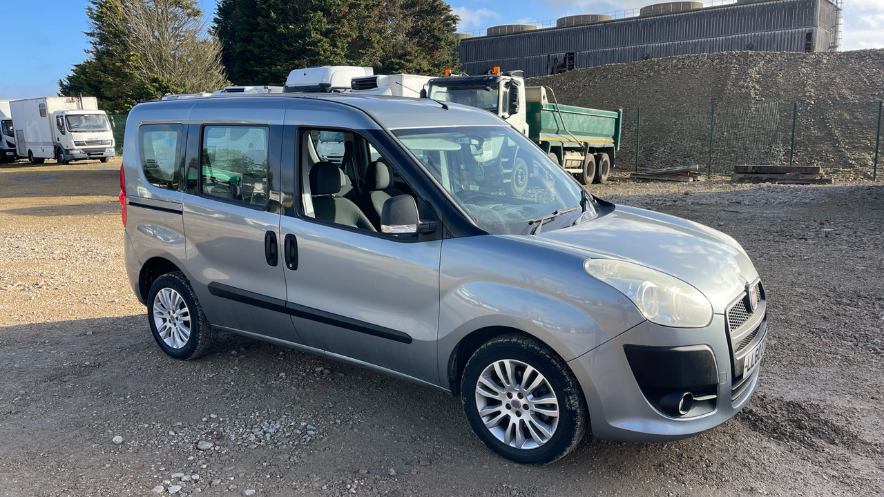 FIAT DOBLO 1.6 Multijet 105PS - Kombi: bild 1 FIAT DOBLO 1.6 Multijet 105PS - Kombi: bild 1