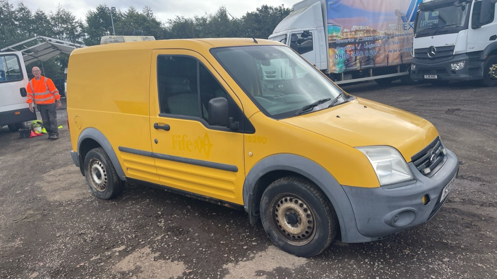 FORD TRANSIT CONNECT T200 1.8 TDCI 75PS - Små skåpbil: bild 1 FORD TRANSIT CONNECT T200 1.8 TDCI 75PS - Små skåpbil: bild 1