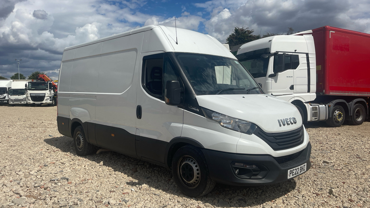 IVECO DAILY 35-140 2.3 3520 WB - Skåpbil: bild 1 IVECO DAILY 35-140 2.3 3520 WB - Skåpbil: bild 1