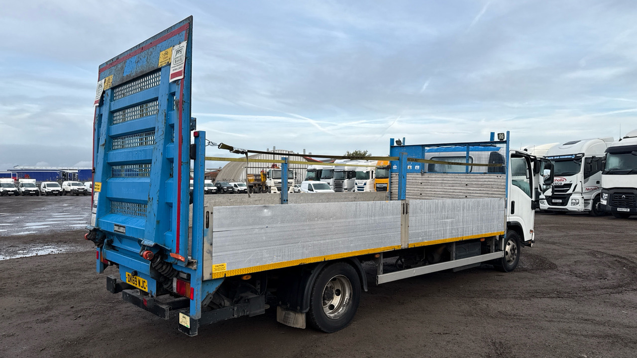 Isuzu N75 190 - Flakbil: bild 4 Isuzu N75 190 - Flakbil: bild 4
