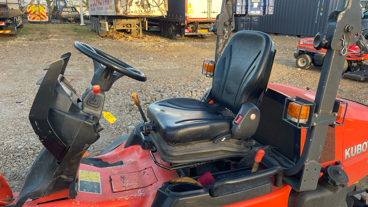 KUBOTA F3890 - Gräsklippare: bild 5 KUBOTA F3890 - Gräsklippare: bild 5