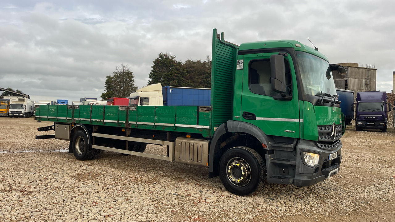 MERCEDES-BENZ AROCS 1824 - Flakbil: bild 1 MERCEDES-BENZ AROCS 1824 - Flakbil: bild 1