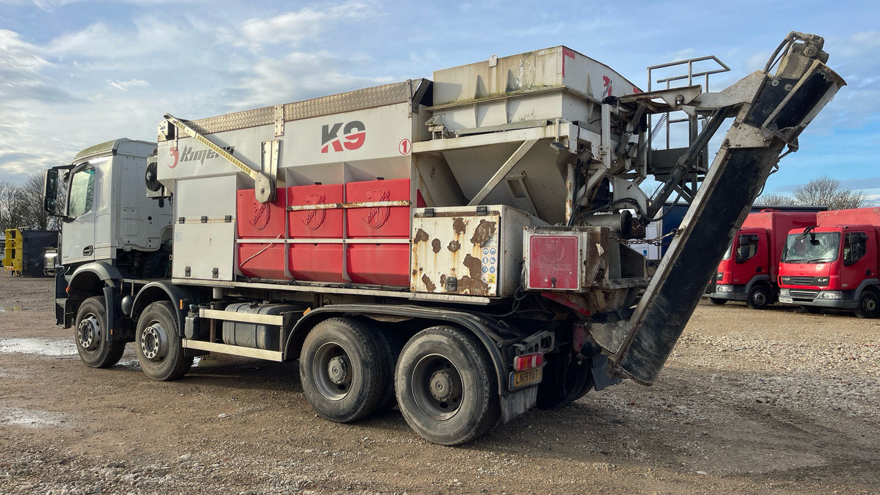 MERCEDES-BENZ AROCS 4140 - Bitumenspridare: bild 3 MERCEDES-BENZ AROCS 4140 - Bitumenspridare: bild 3