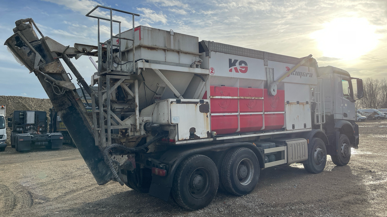 MERCEDES-BENZ AROCS 4140 - Bitumenspridare: bild 4 MERCEDES-BENZ AROCS 4140 - Bitumenspridare: bild 4