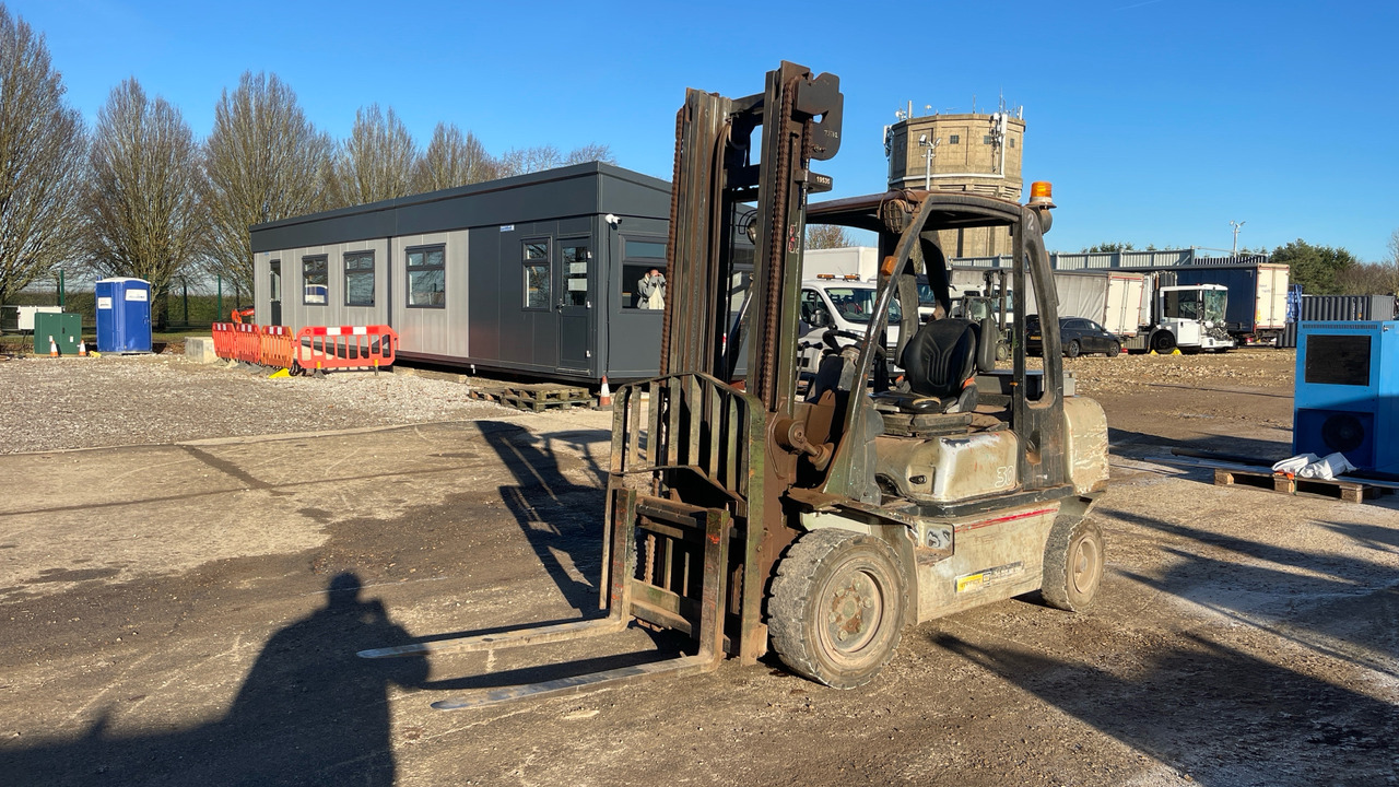 NISSAN G1D2A30Q - Dieseltruck: bild 1 NISSAN G1D2A30Q - Dieseltruck: bild 1