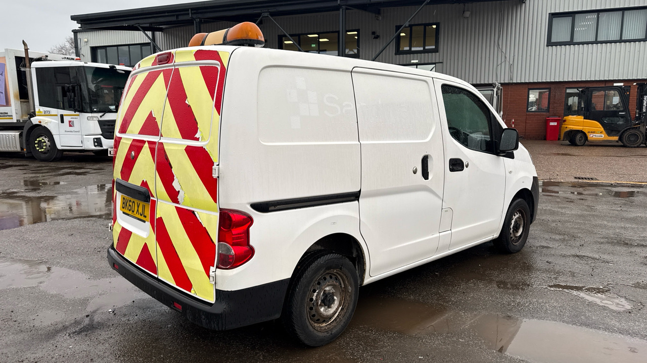 NISSAN NV 200 1.5 DCI SE - Personbil: bild 4 NISSAN NV 200 1.5 DCI SE - Personbil: bild 4