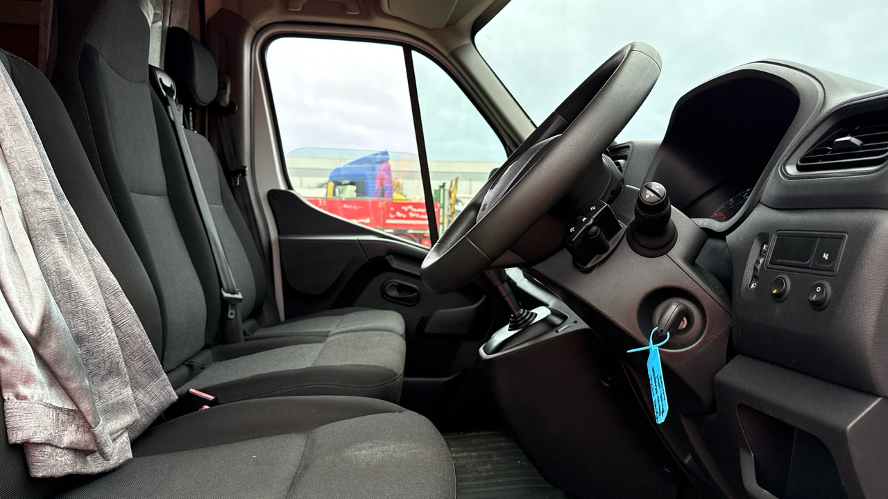 RENAULT MASTER 35 2.3 - Skåpbil: bild 5 RENAULT MASTER 35 2.3 - Skåpbil: bild 5