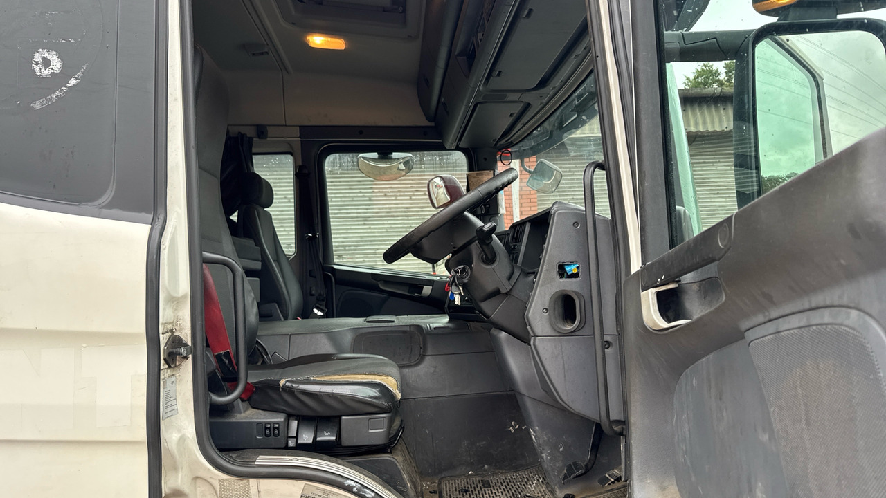 SCANIA P 250 - Kapellbil: bild 5 SCANIA P 250 - Kapellbil: bild 5