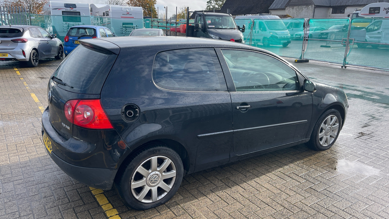 VOLKSWAGEN GOLF 2.0 GT FSI - Hatchback/ Halvkombi: bild 4 VOLKSWAGEN GOLF 2.0 GT FSI - Hatchback/ Halvkombi: bild 4