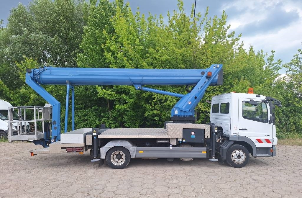 Mercedes-Benz Wumag WT 300 - Teleskoplift: bild 1 Mercedes-Benz Wumag WT 300 - Teleskoplift: bild 1