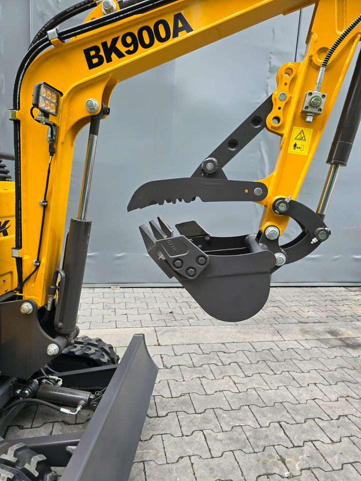 Berger Kraus BK900A Minikoparka Berger Kraus - Minigrävmaskin: bild 4 Berger Kraus BK900A Minikoparka Berger Kraus - Minigrävmaskin: bild 4