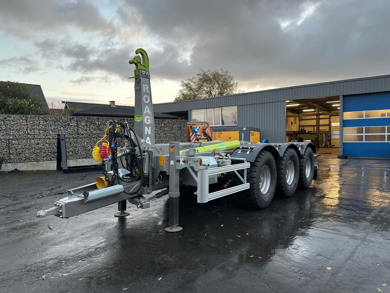 ROAGNA R20.3 - Tippvagn för lantbruk: bild 1 ROAGNA R20.3 - Tippvagn för lantbruk: bild 1