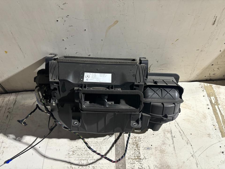 Atego 4 EU6 Heizungskasten / Klimakasten A9678300560 - Värme/ Ventilation för Lastbil: bild 2 Atego 4 EU6 Heizungskasten / Klimakasten A9678300560 - Värme/ Ventilation för Lastbil: bild 2