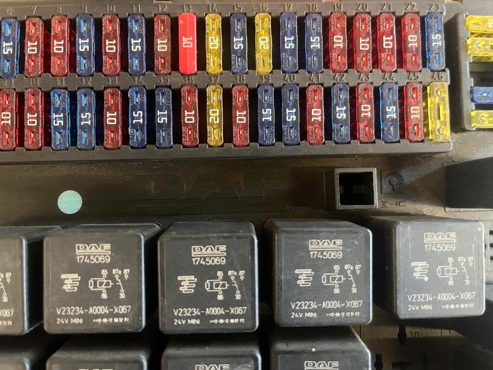 DAF Sicherungskasten - Säkring för Lastbil: bild 3 DAF Sicherungskasten - Säkring för Lastbil: bild 3