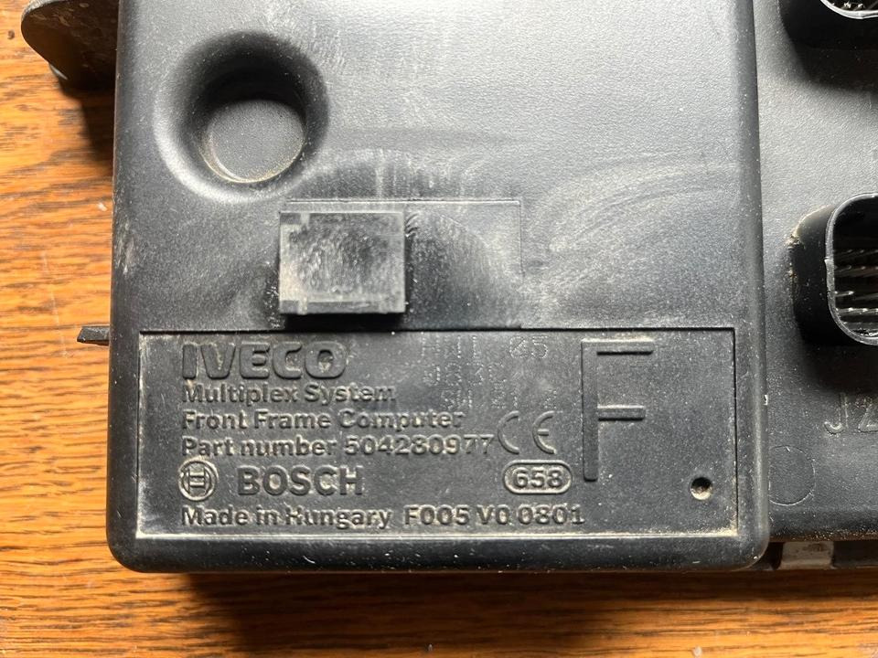 IVECO Multiplex System Front Frame Computer Steuergerät 504280977 - Kontrollenhet för Lastbil: bild 2 IVECO Multiplex System Front Frame Computer Steuergerät 504280977 - Kontrollenhet för Lastbil: bild 2
