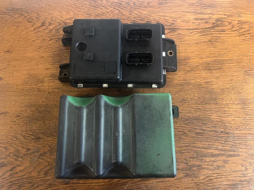 IVECO Multiplex System Rear Frame Computer Steuergerät 41221002 - Kontrollenhet: bild 4 IVECO Multiplex System Rear Frame Computer Steuergerät 41221002 - Kontrollenhet: bild 4