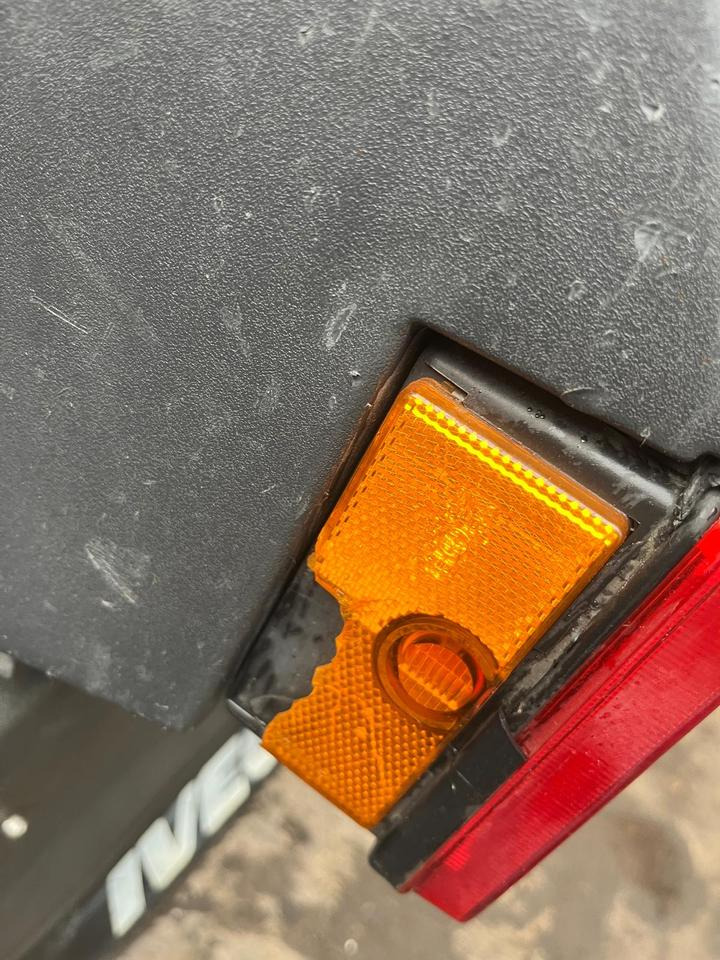 IVECO Stralis 450 Kotflügel vorne links 41299389 / 41299388 - Vinge för Lastbil: bild 4 IVECO Stralis 450 Kotflügel vorne links 41299389 / 41299388 - Vinge för Lastbil: bild 4