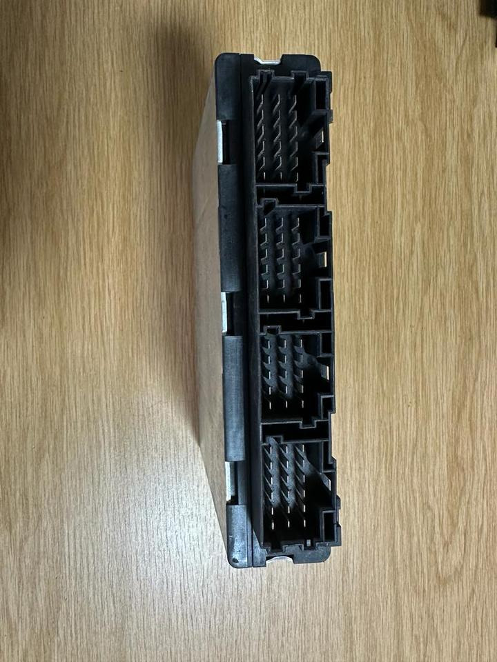 MAN SIEMENS VDO ELEKTRONIK FFR Steuergerät 81.25805.7047 - Kontrollenhet för Lastbil: bild 3 MAN SIEMENS VDO ELEKTRONIK FFR Steuergerät 81.25805.7047 - Kontrollenhet för Lastbil: bild 3