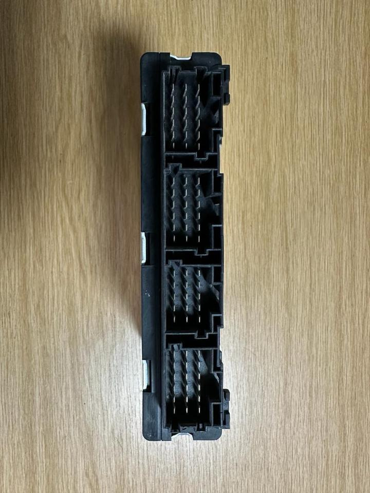 MAN SIEMENS VDO ELEKTRONIK FFR Steuergerät 81.25805.7081 - Kontrollenhet för Lastbil: bild 3 MAN SIEMENS VDO ELEKTRONIK FFR Steuergerät 81.25805.7081 - Kontrollenhet för Lastbil: bild 3