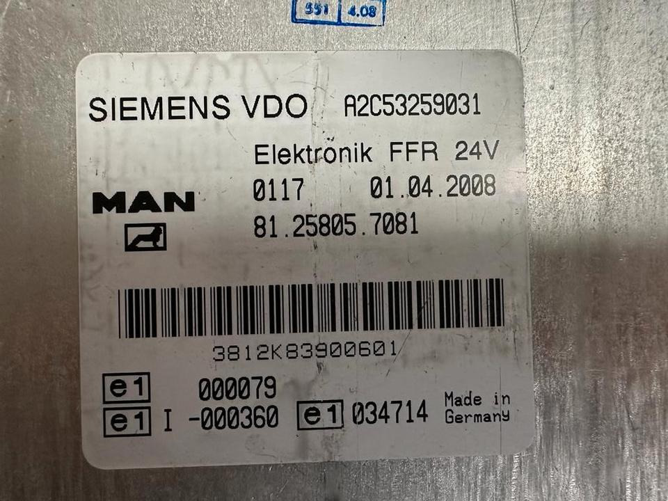 MAN SIEMENS VDO ELEKTRONIK FFR Steuergerät 81.25805.7081 - Kontrollenhet för Lastbil: bild 2 MAN SIEMENS VDO ELEKTRONIK FFR Steuergerät 81.25805.7081 - Kontrollenhet för Lastbil: bild 2
