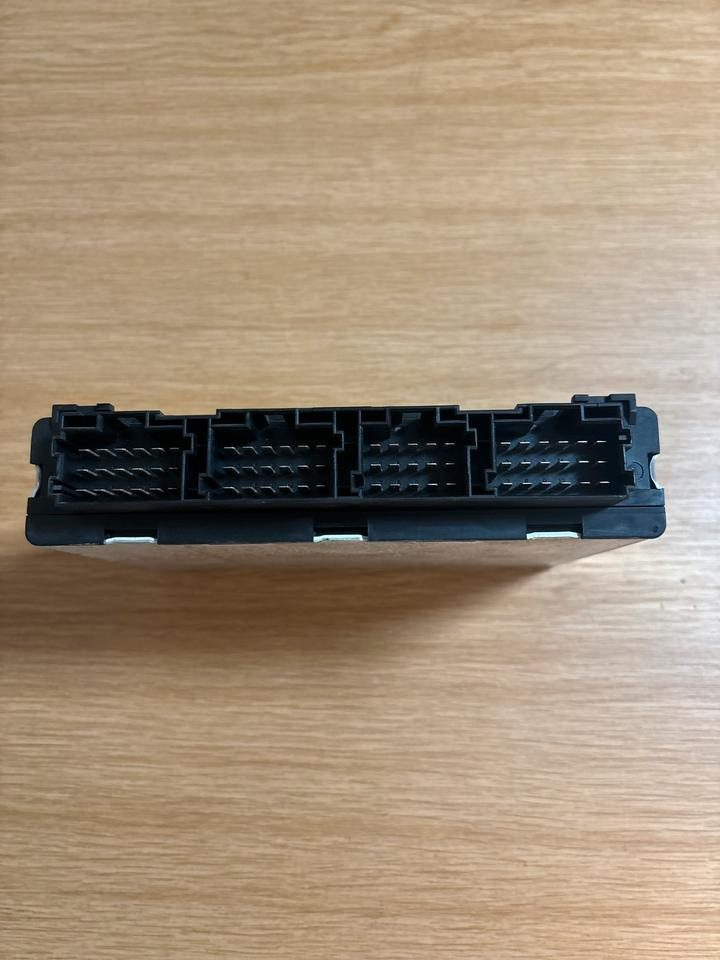 MAN SIEMENS VDO Elektronik FFR Steuergerät 81.25805-7069 - Kontrollenhet för Lastbil: bild 3 MAN SIEMENS VDO Elektronik FFR Steuergerät 81.25805-7069 - Kontrollenhet för Lastbil: bild 3