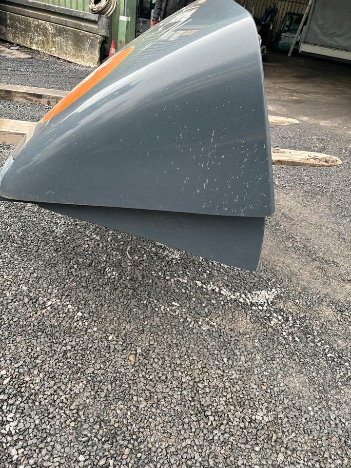 MAN TGL Dachspoiler - Vinge för Lastbil: bild 2 MAN TGL Dachspoiler - Vinge för Lastbil: bild 2