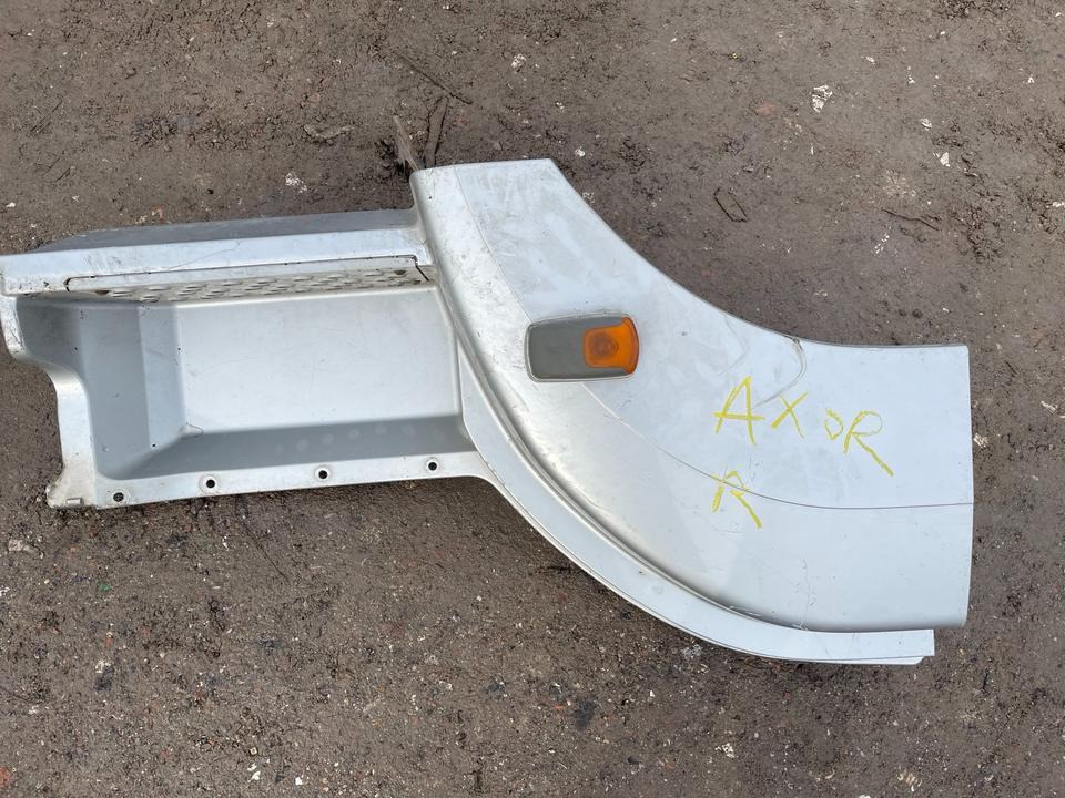 Mercedes AXOR Einstieg Rechts Kotflügel - Fotsteg för Lastbil: bild 1 Mercedes AXOR Einstieg Rechts Kotflügel - Fotsteg för Lastbil: bild 1