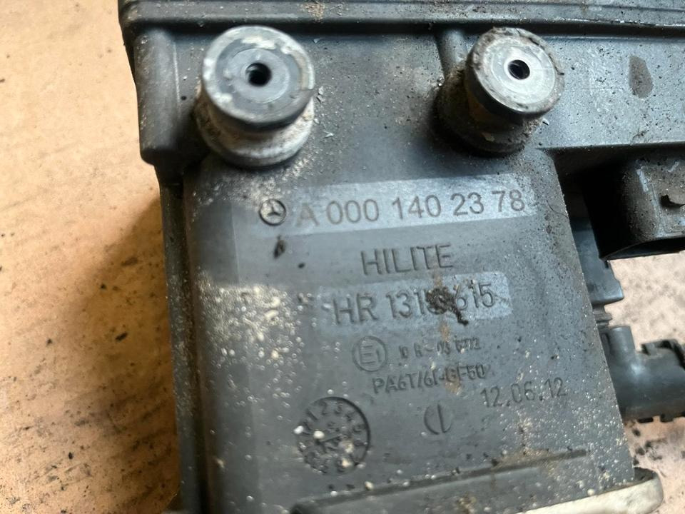 Mercedes Actros MP4 AdBlue Pumpe A0001402378 - Bränslepump för Lastbil: bild 2 Mercedes Actros MP4 AdBlue Pumpe A0001402378 - Bränslepump för Lastbil: bild 2