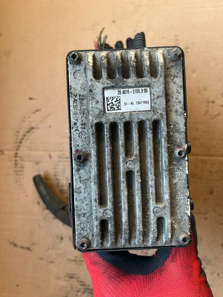 Mercedes Actros MP4 AdBlue Pumpe A0001403978 - Bränslepump för Lastbil: bild 5 Mercedes Actros MP4 AdBlue Pumpe A0001403978 - Bränslepump för Lastbil: bild 5