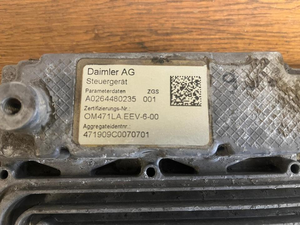 Mercedes Actros MP4 EU5 Motorsteuergerät OM471LA.EEV-6-00 - Kontrollenhet för Lastbil: bild 2 Mercedes Actros MP4 EU5 Motorsteuergerät OM471LA.EEV-6-00 - Kontrollenhet för Lastbil: bild 2
