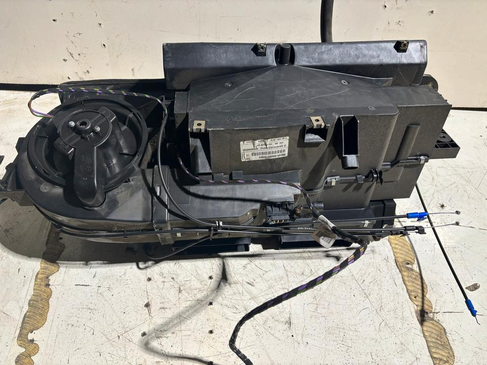 Mercedes Atego 1 Heizungskasten/Klimakasten A9738300161 - Värme/ Ventilation för Lastbil: bild 5 Mercedes Atego 1 Heizungskasten/Klimakasten A9738300161 - Värme/ Ventilation för Lastbil: bild 5