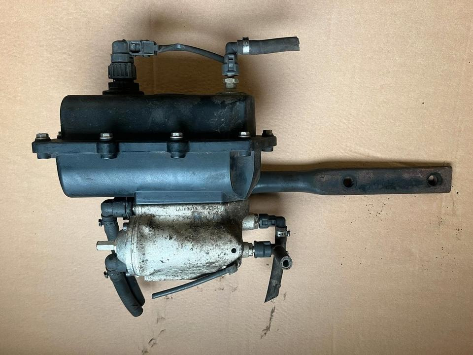 Mercedes-Benz Actros Atego EU4 EU5 AdBlue Pumpe A0001400978 - Bränslepump för Lastbil: bild 1 Mercedes-Benz Actros Atego EU4 EU5 AdBlue Pumpe A0001400978 - Bränslepump för Lastbil: bild 1