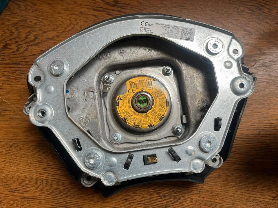 Mercedes-Benz Vito Lenkrad A6394640001 - Ratt för Lastbil: bild 4 Mercedes-Benz Vito Lenkrad A6394640001 - Ratt för Lastbil: bild 4