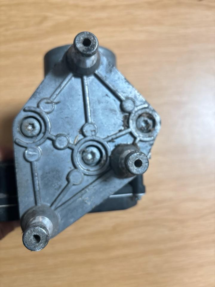 Mercedes Sprinter Hydraulikblock ABS Pumpe 0014462589 - Hydraulik för Lastbil: bild 3 Mercedes Sprinter Hydraulikblock ABS Pumpe 0014462589 - Hydraulik för Lastbil: bild 3