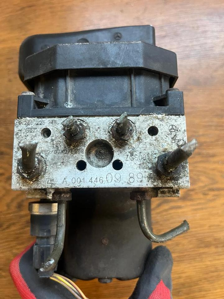 Mercedes Vito Hydraulikblock ABS Pumpe A0014460989 - Hydraulik för Lastbil: bild 2 Mercedes Vito Hydraulikblock ABS Pumpe A0014460989 - Hydraulik för Lastbil: bild 2