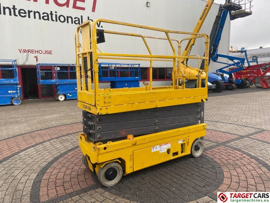 GMG 2632-ED Electric Scissor Work Lift 983cm - Saxlift: bild 1 GMG 2632-ED Electric Scissor Work Lift 983cm - Saxlift: bild 1