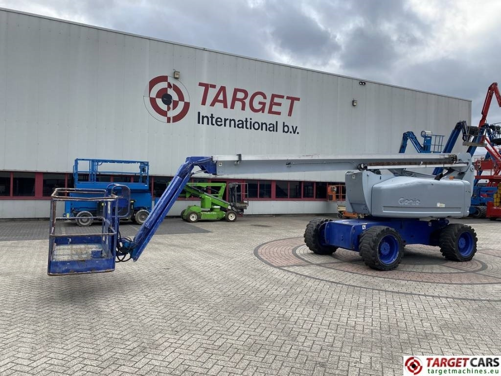Genie Z-80/60 Articulated 4x4x4 Diesel Boom Lift 2577cm - Bomlift: bild 1 Genie Z-80/60 Articulated 4x4x4 Diesel Boom Lift 2577cm - Bomlift: bild 1