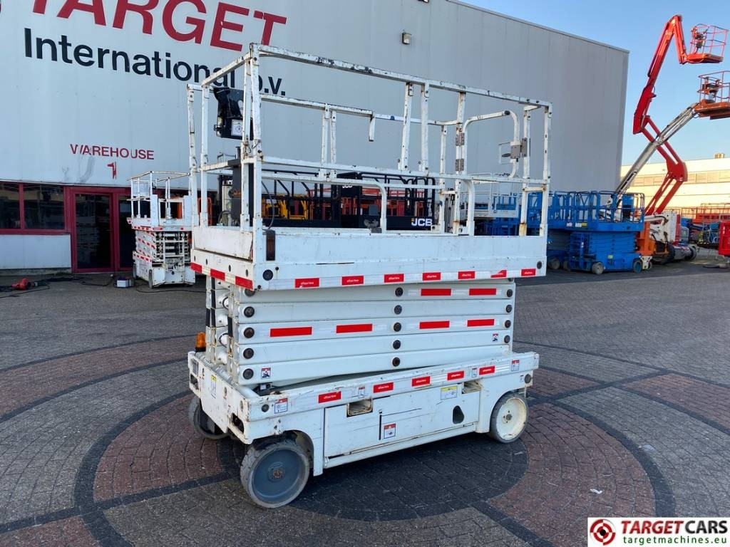 Haulotte Compact 14 Electric Scissor Work Lift 1385cm - Saxlift: bild 1 Haulotte Compact 14 Electric Scissor Work Lift 1385cm - Saxlift: bild 1