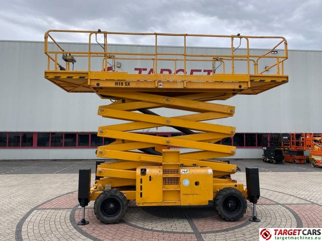 Haulotte H18SDX Diesel H18SX Scissor 4x4 Work Lift 1800cm - Saxlift: bild 5 Haulotte H18SDX Diesel H18SX Scissor 4x4 Work Lift 1800cm - Saxlift: bild 5