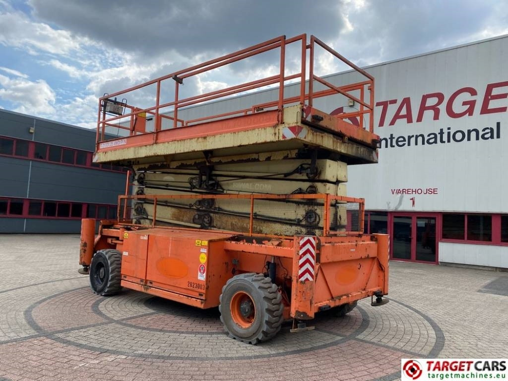 Holland Lift T210DL25 4WD Diesel T-210DL25 Scissor WorkLift 23M - Saxlift: bild 4 Holland Lift T210DL25 4WD Diesel T-210DL25 Scissor WorkLift 23M - Saxlift: bild 4