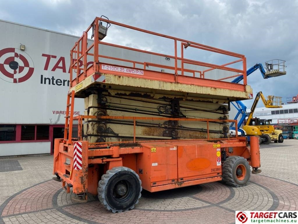 Holland Lift T210DL25 4WD Diesel T-210DL25 Scissor WorkLift 23M - Saxlift: bild 1 Holland Lift T210DL25 4WD Diesel T-210DL25 Scissor WorkLift 23M - Saxlift: bild 1