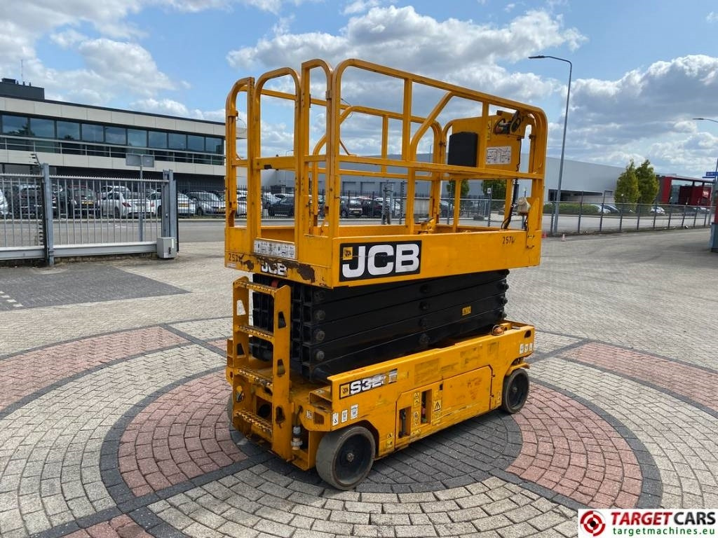 JCB S3246E Electric Scissor Work Lift 1200cm - Saxlift: bild 3 JCB S3246E Electric Scissor Work Lift 1200cm - Saxlift: bild 3