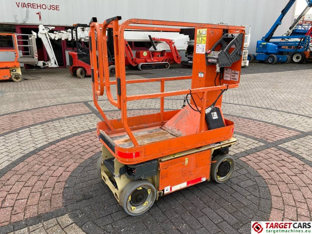 JLG 1230ES Electric Vertical Mast Work Lift 566cm - Pelarlift: bild 1 JLG 1230ES Electric Vertical Mast Work Lift 566cm - Pelarlift: bild 1