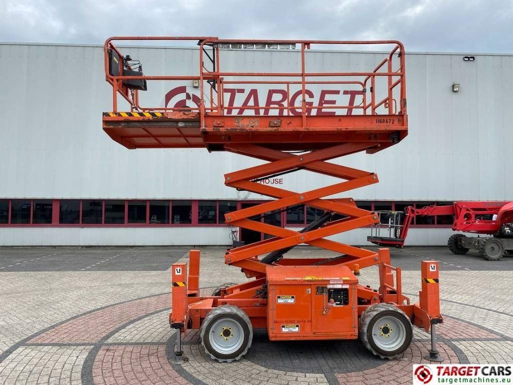 JLG 260MRT Diesel 4x4 Scissor Workj Lift 992cm - Saxlift: bild 5 JLG 260MRT Diesel 4x4 Scissor Workj Lift 992cm - Saxlift: bild 5