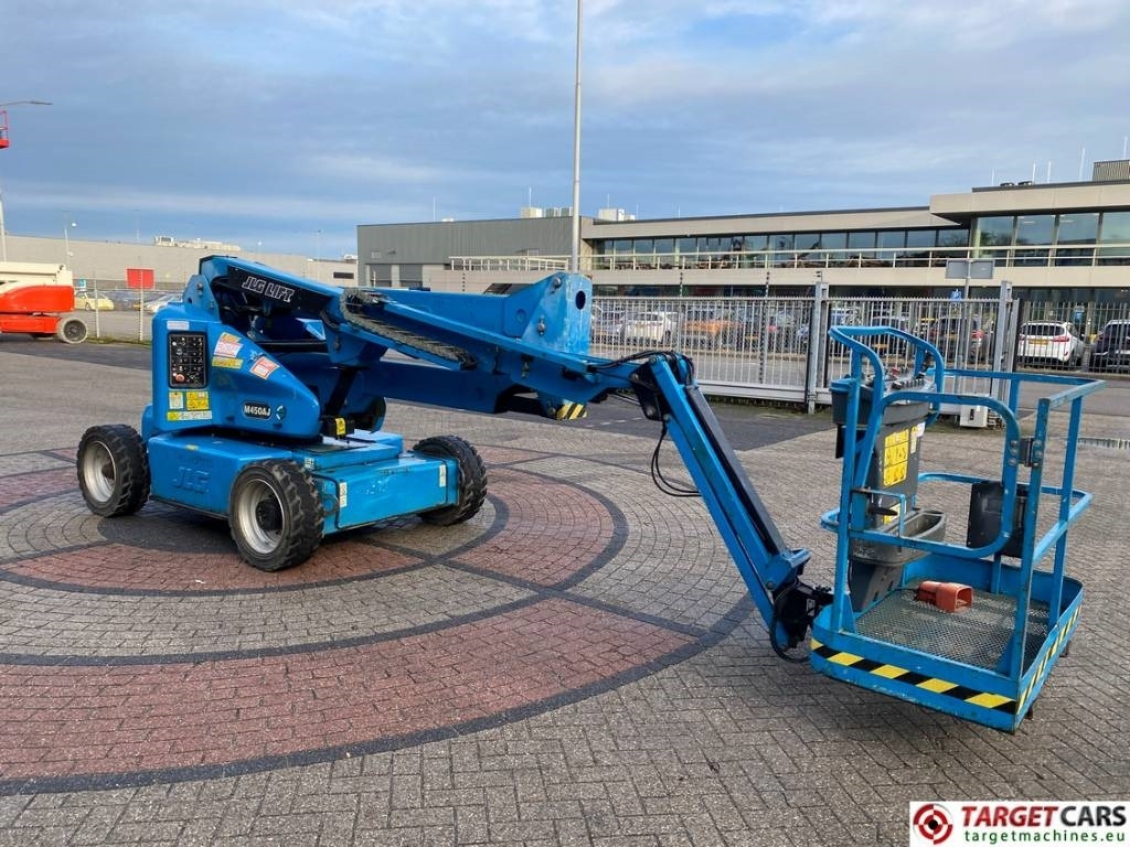 JLG M450AJ HyBrid Articulated Boom Work Lift 1572cm - Bomlift: bild 2 JLG M450AJ HyBrid Articulated Boom Work Lift 1572cm - Bomlift: bild 2