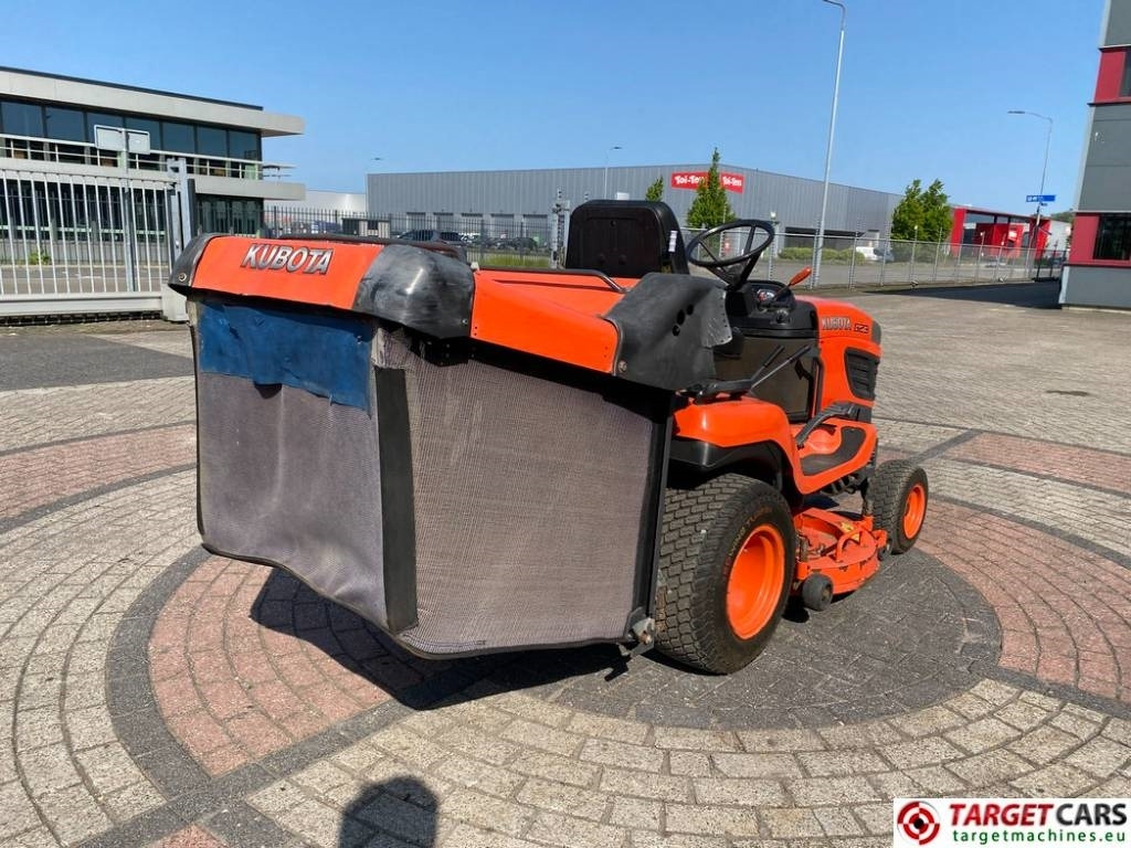 Kubota G23/LD Mower 4WD G23 Diesel 122cm - Gräsklippare: bild 3 Kubota G23/LD Mower 4WD G23 Diesel 122cm - Gräsklippare: bild 3