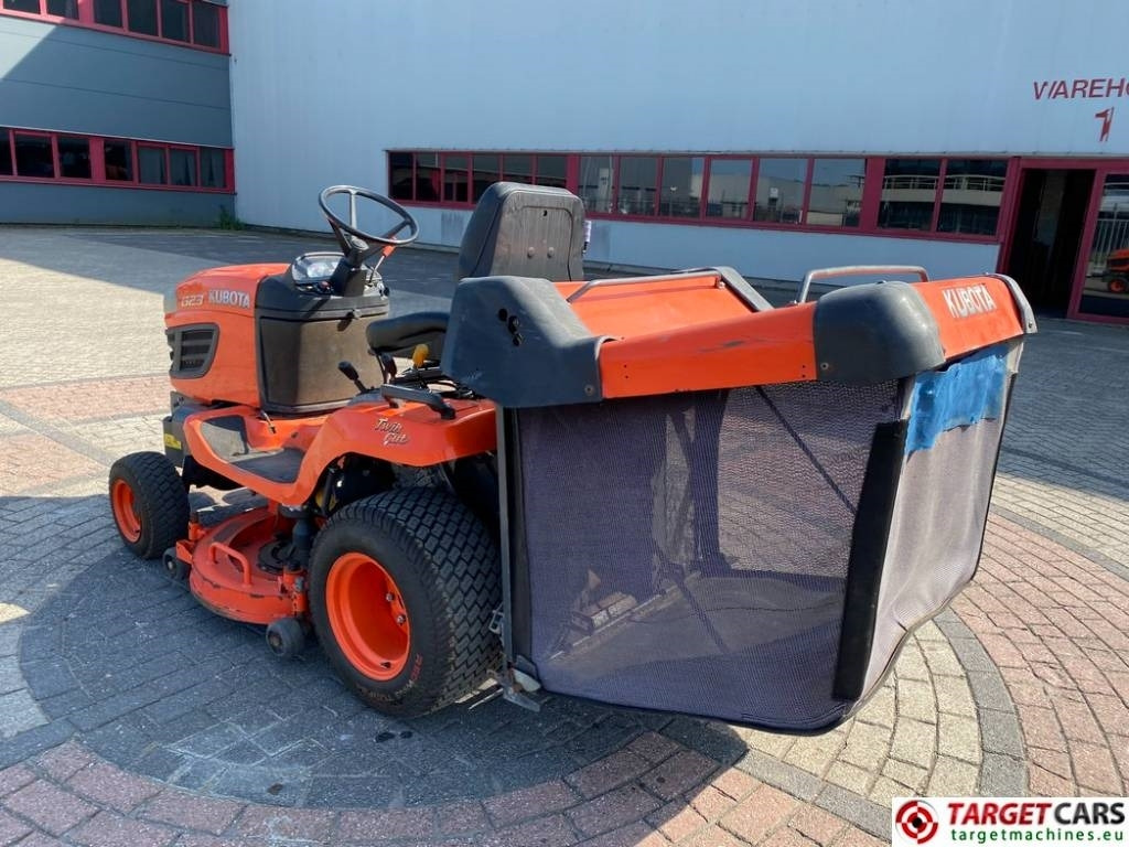 Kubota G23/LD Mower 4WD G23 Diesel 122cm - Gräsklippare: bild 4 Kubota G23/LD Mower 4WD G23 Diesel 122cm - Gräsklippare: bild 4