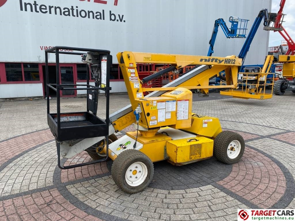 Niftylift HR12NDE HyBrid Articulated Boom Work Lift 1220cm  - Bomlift: bild 1 Niftylift HR12NDE HyBrid Articulated Boom Work Lift 1220cm  - Bomlift: bild 1