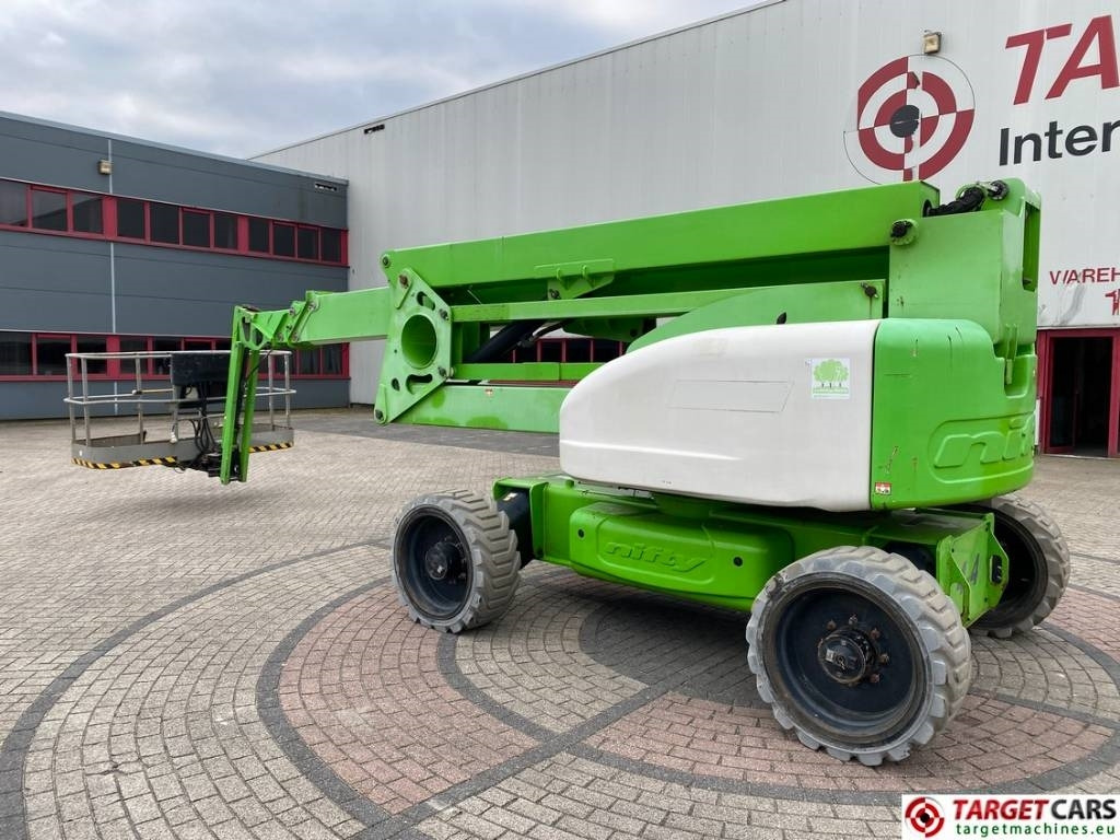 Niftylift HR28 HyBrid Articulated 4x4 Boom Work Lift 2800cm - Bomlift: bild 4 Niftylift HR28 HyBrid Articulated 4x4 Boom Work Lift 2800cm - Bomlift: bild 4